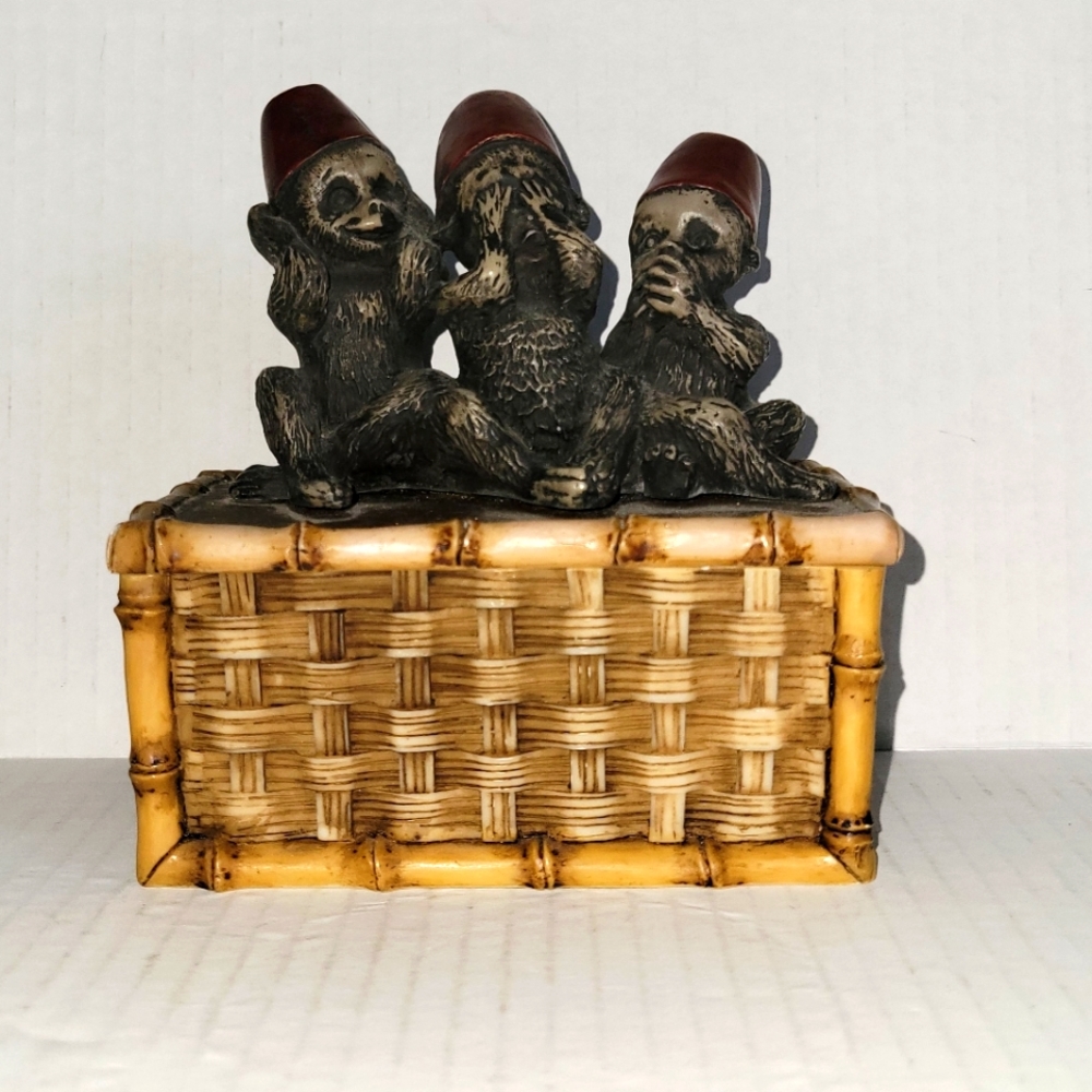 Vintage Handpainted Three Wise Monkeys See Hear Speak No Evil Trinket Box.